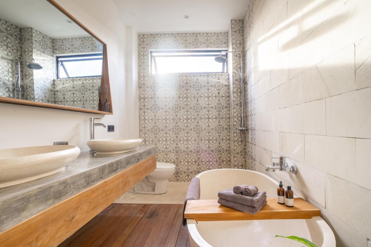 Suncoast Villa Бадунг Экстерьер фото