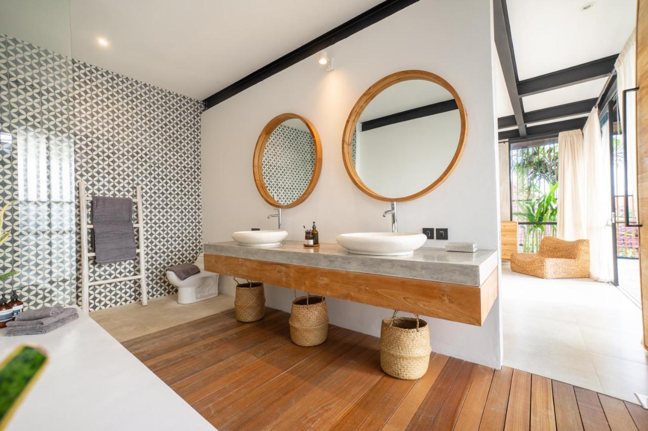 Suncoast Villa Бадунг Экстерьер фото