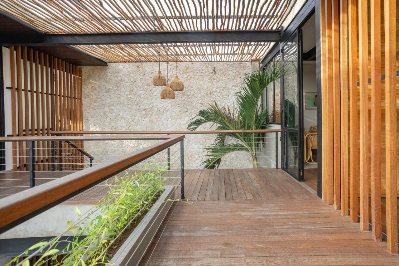 Suncoast Villa Бадунг Экстерьер фото