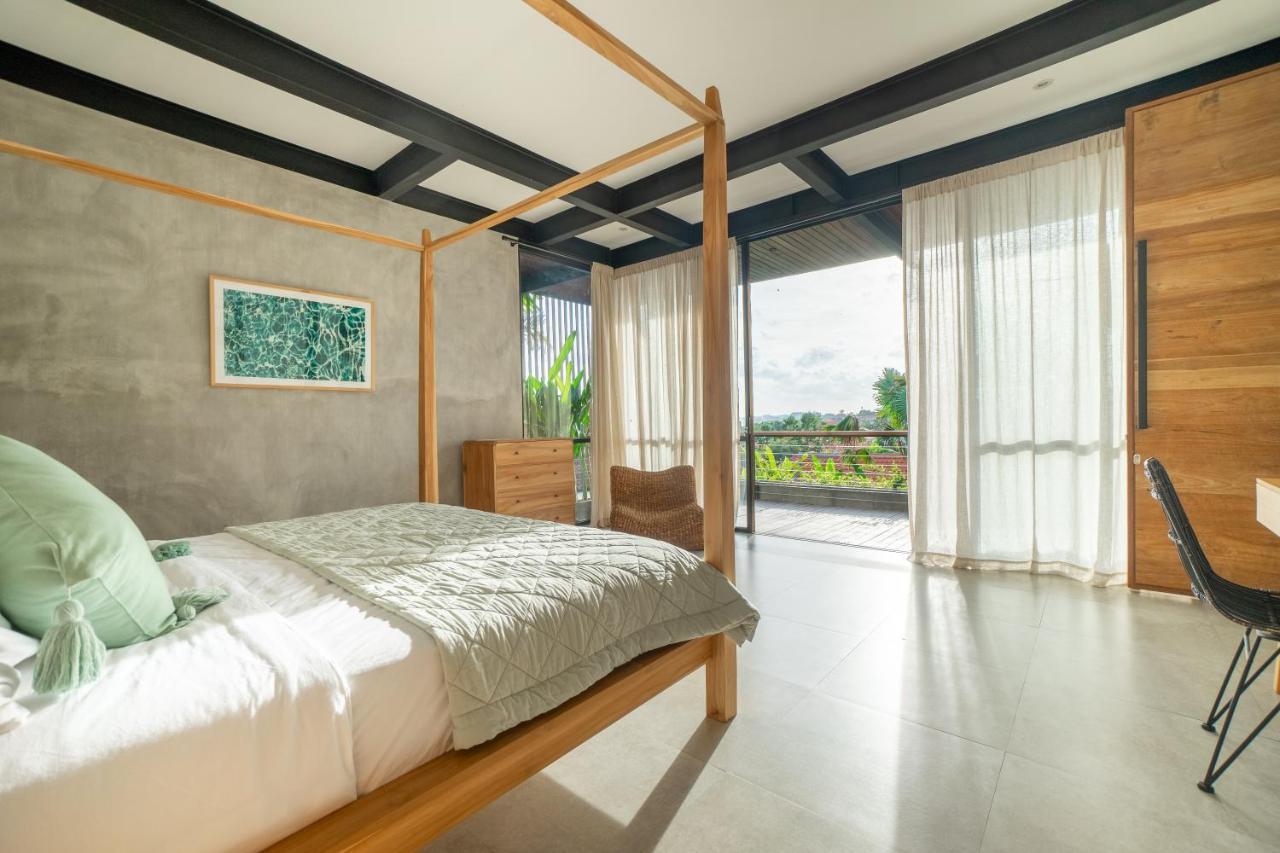 Suncoast Villa Бадунг Экстерьер фото
